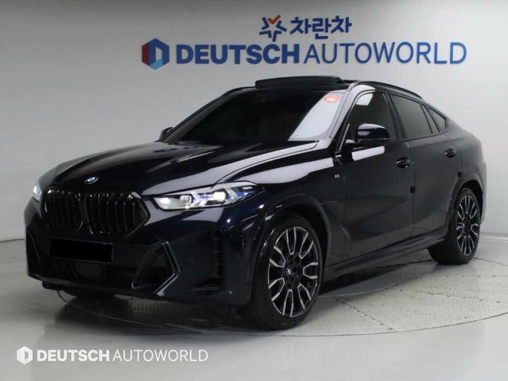BMW X6 — photo 01
