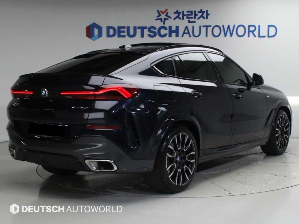 BMW X6 — photo 02