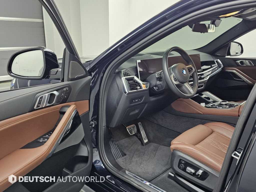 BMW X6 — photo 11