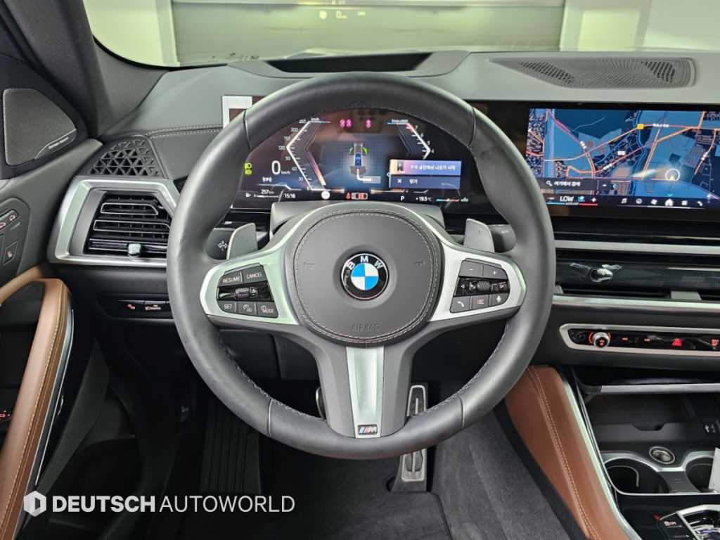 BMW X6 — photo 13