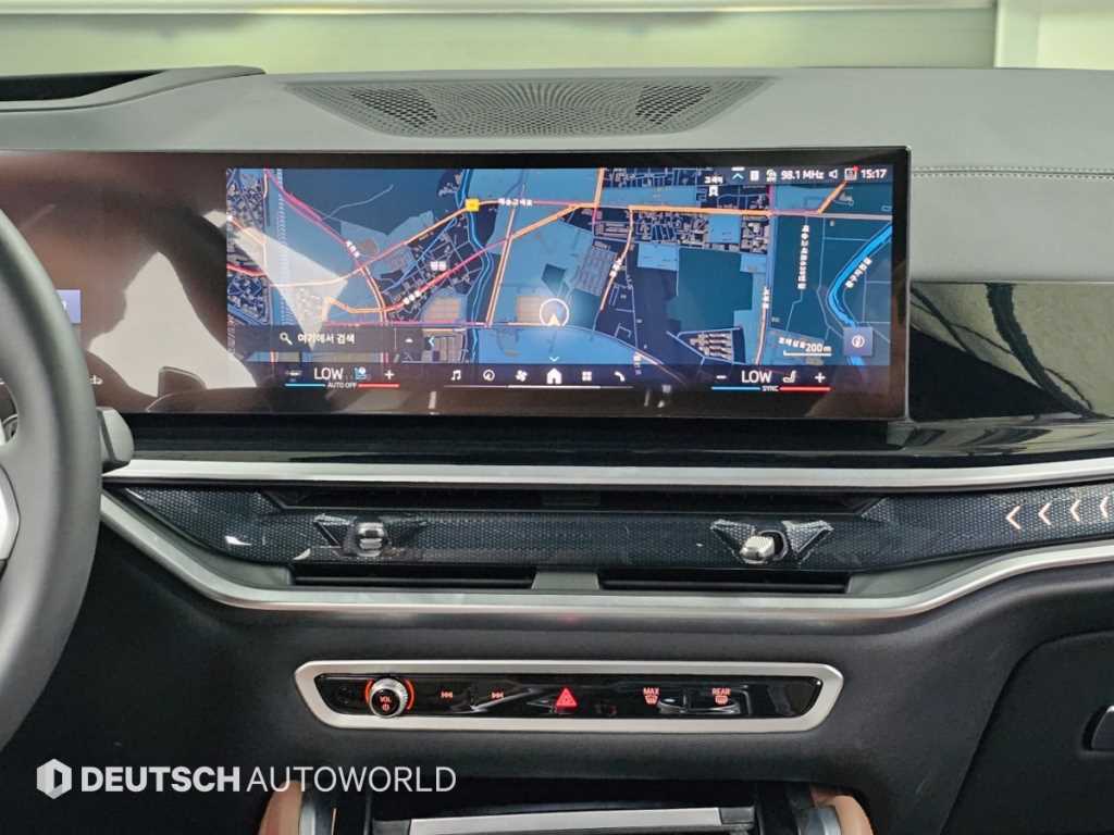 BMW X6 — photo 14