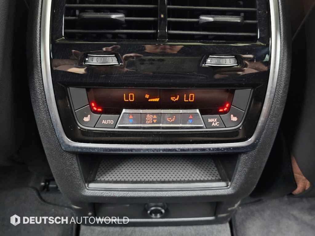 BMW X6 — photo 16