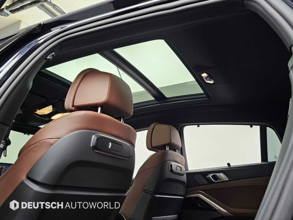 BMW X6 — photo 18
