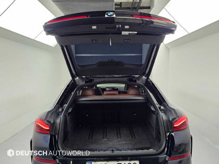BMW X6 — photo 19
