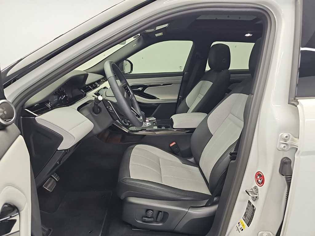 Land Rover Range Rover Evoque — photo 11