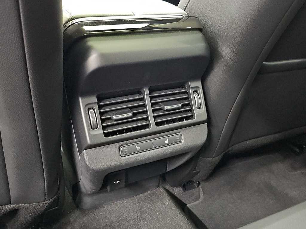 Land Rover Range Rover Evoque — photo 13