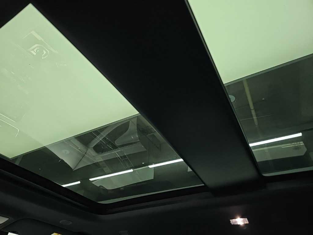 Land Rover Range Rover Evoque — photo 14