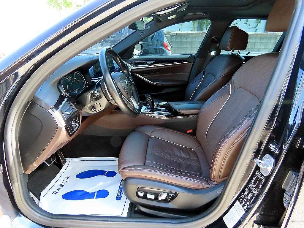 BMW 5-Series — photo 05