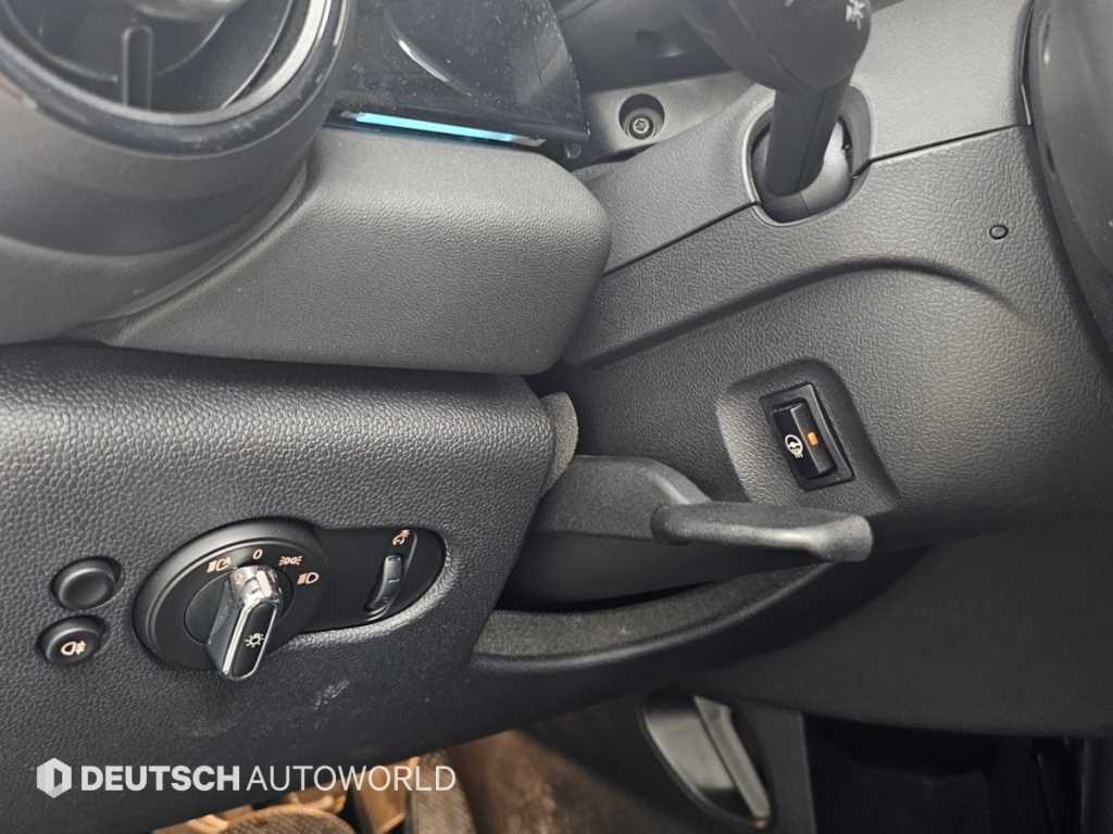 Mini Cooper — photo 16