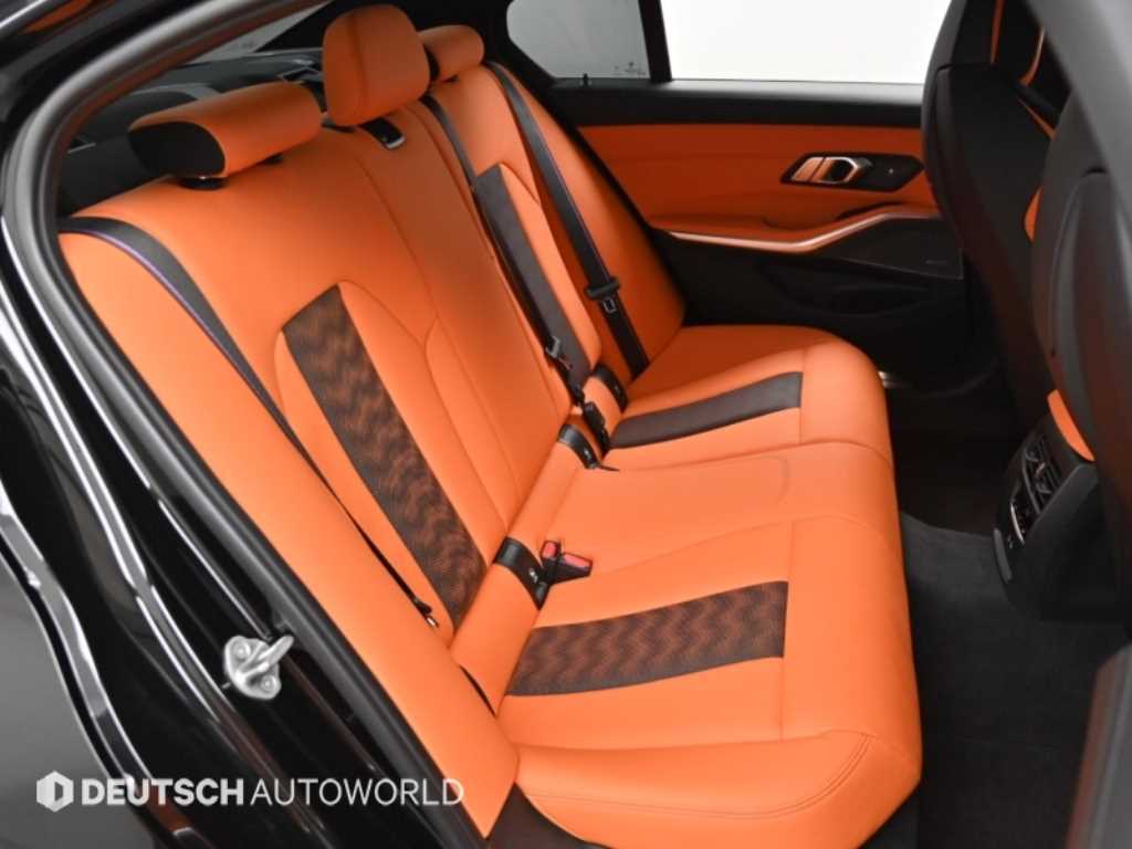 BMW M3 — photo 12