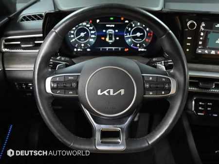 Kia K5 — photo 11