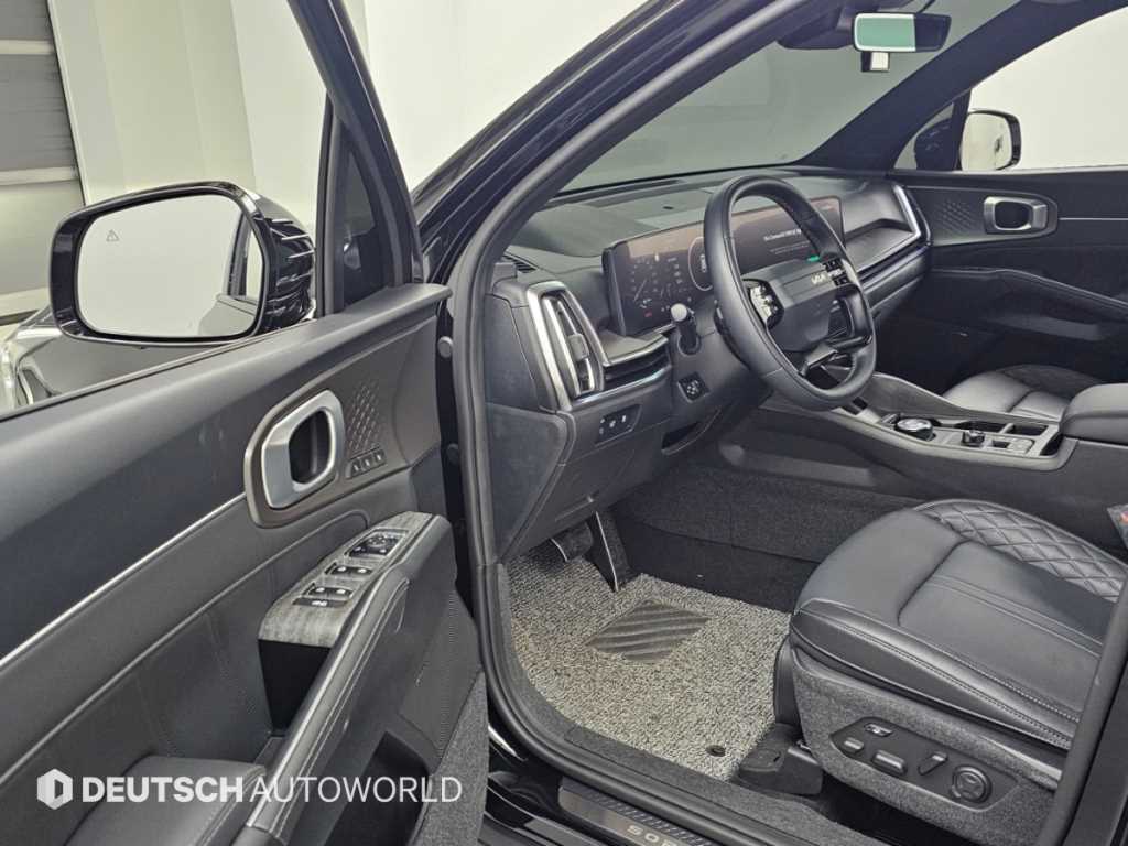 Kia Sorento — photo 11
