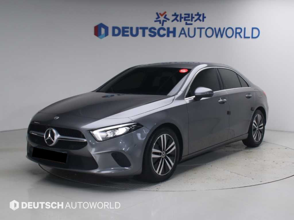 Mercedes-Benz A-Class — photo 01