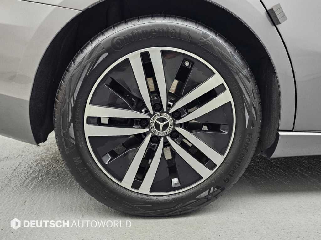 Mercedes-Benz A-Class — photo 05
