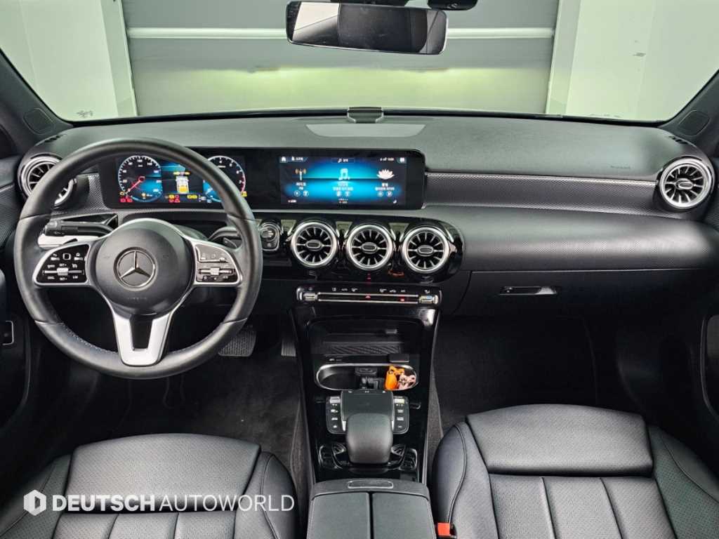 Mercedes-Benz A-Class — photo 07