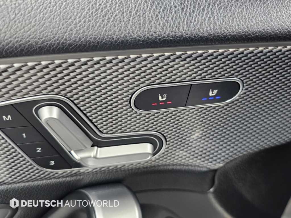 Mercedes-Benz A-Class — photo 17