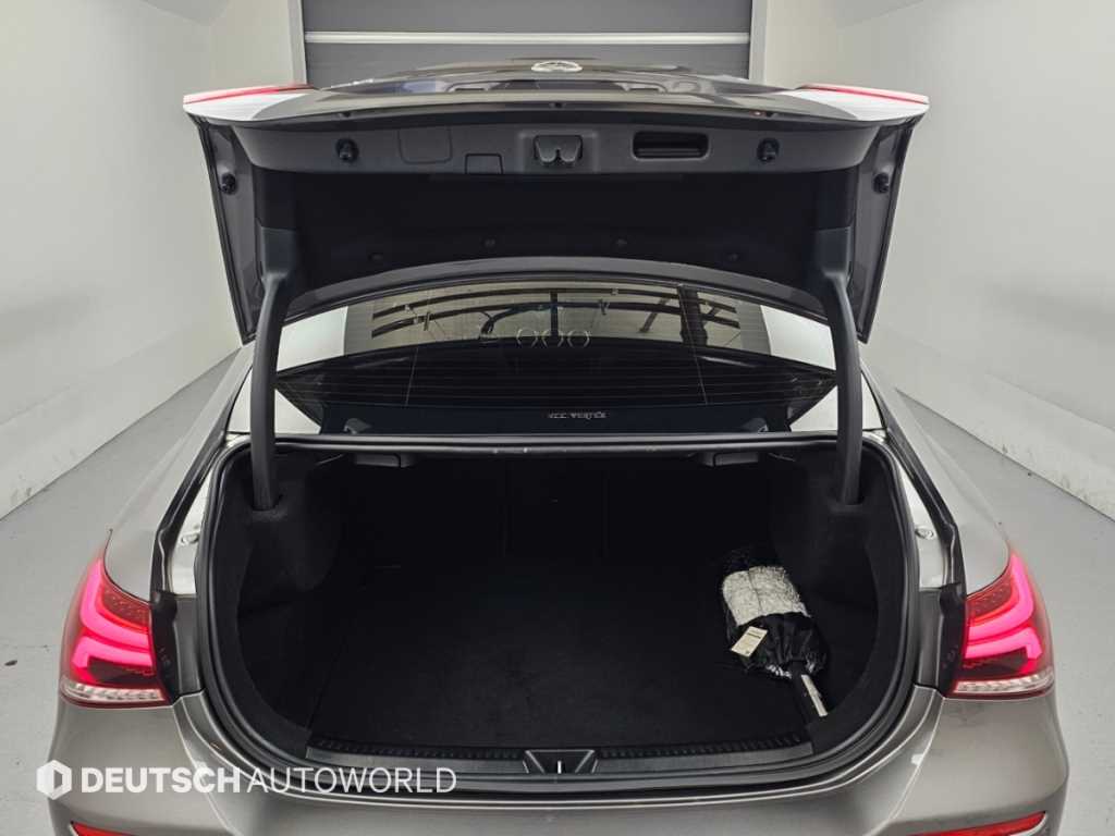 Mercedes-Benz A-Class — photo 19