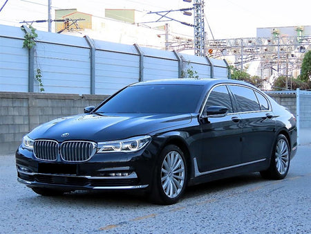 BMW 7-Series — photo 02