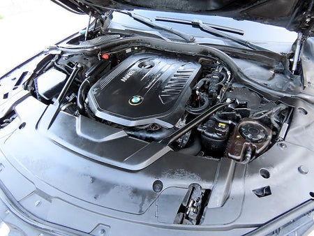 BMW 7-Series — photo 19