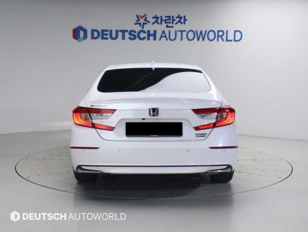 Honda Accord — photo 04