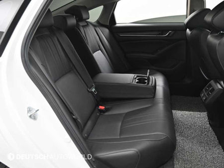 Honda Accord — photo 12