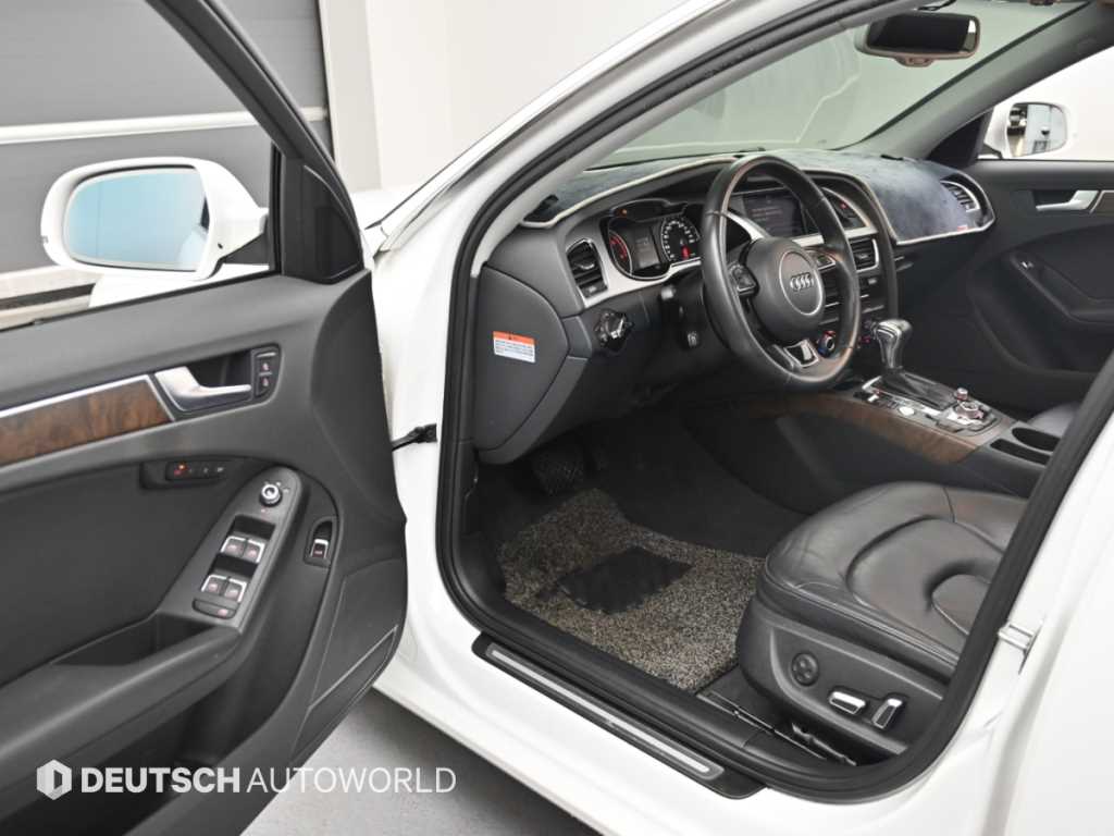 Audi A4 — photo 11