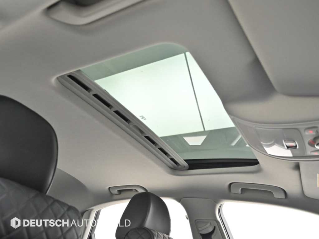 Audi A4 — photo 18