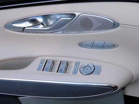 Genesis GV70 — photo 11