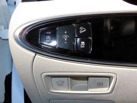 Genesis GV70 — photo 12