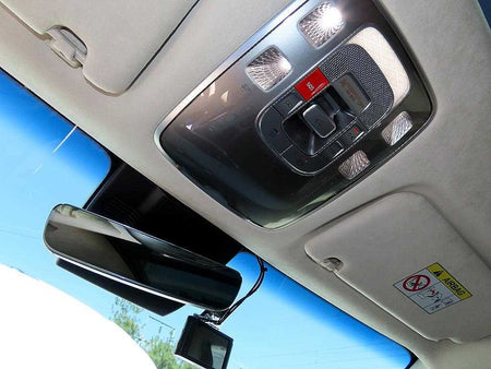 Genesis GV70 — photo 14