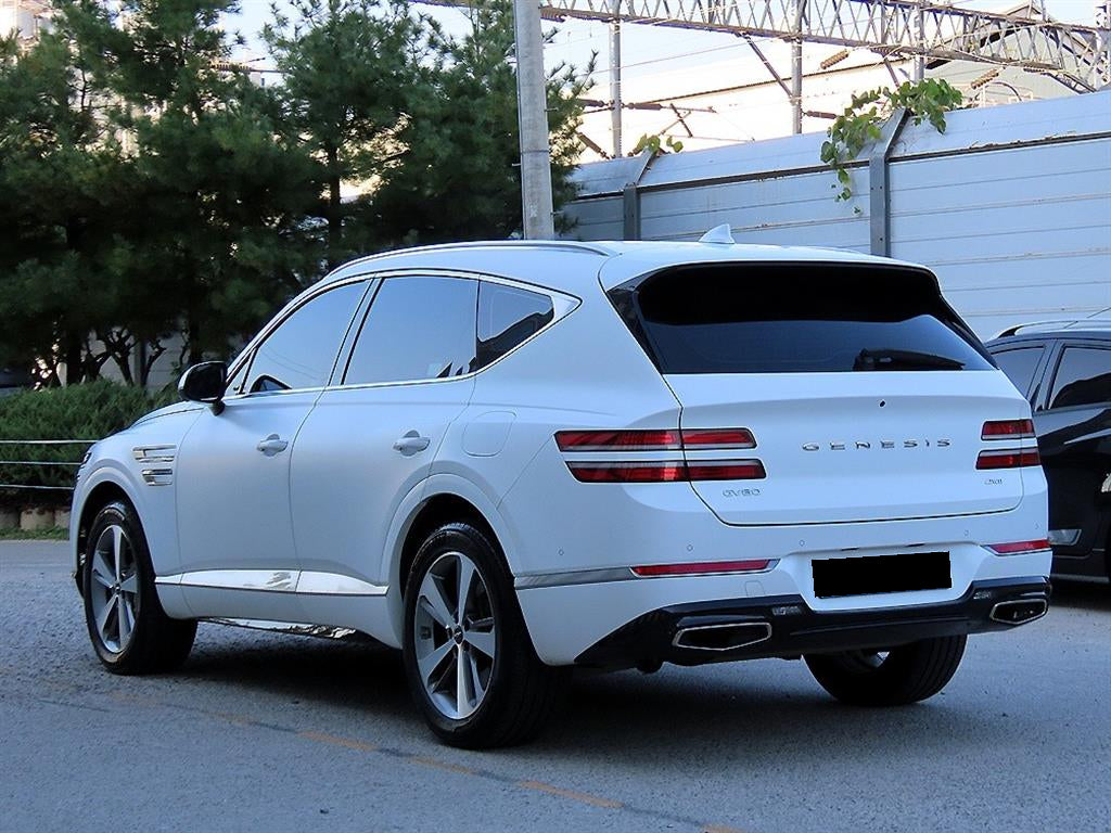 Genesis GV80 — photo 03