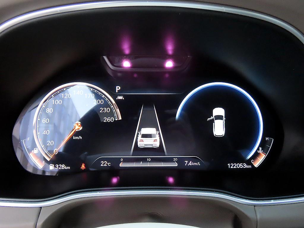 Genesis GV80 — photo 09