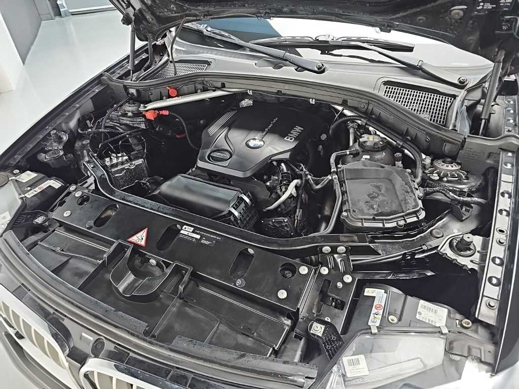 BMW X4 — photo 05