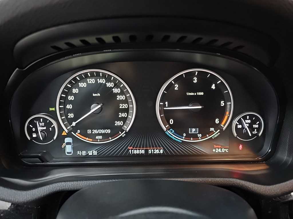 BMW X4 — photo 06