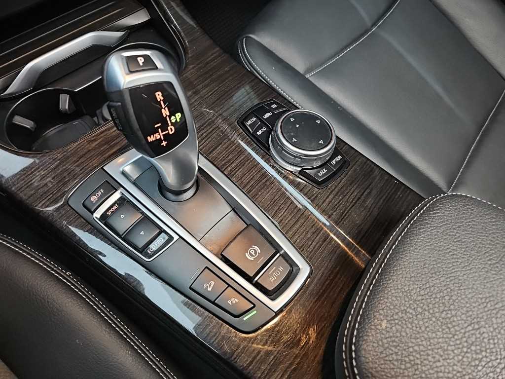 BMW X4 — photo 08