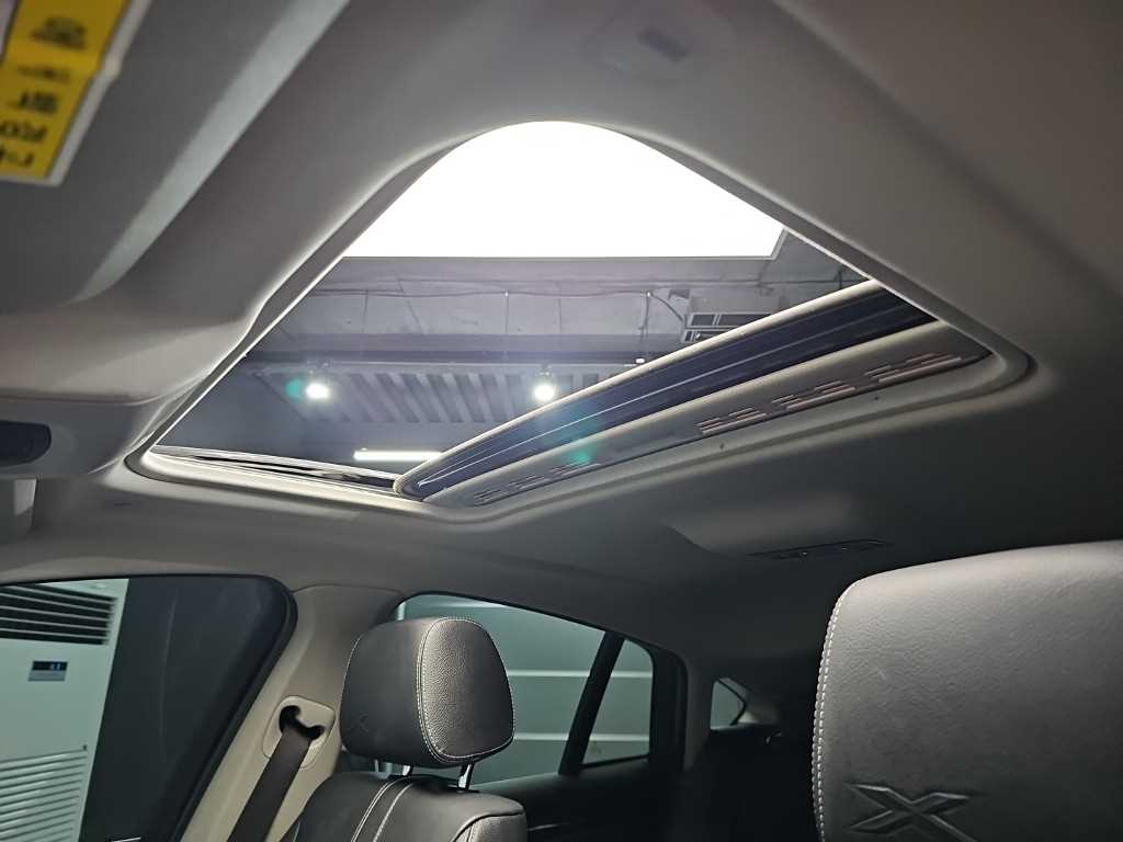 BMW X4 — photo 14