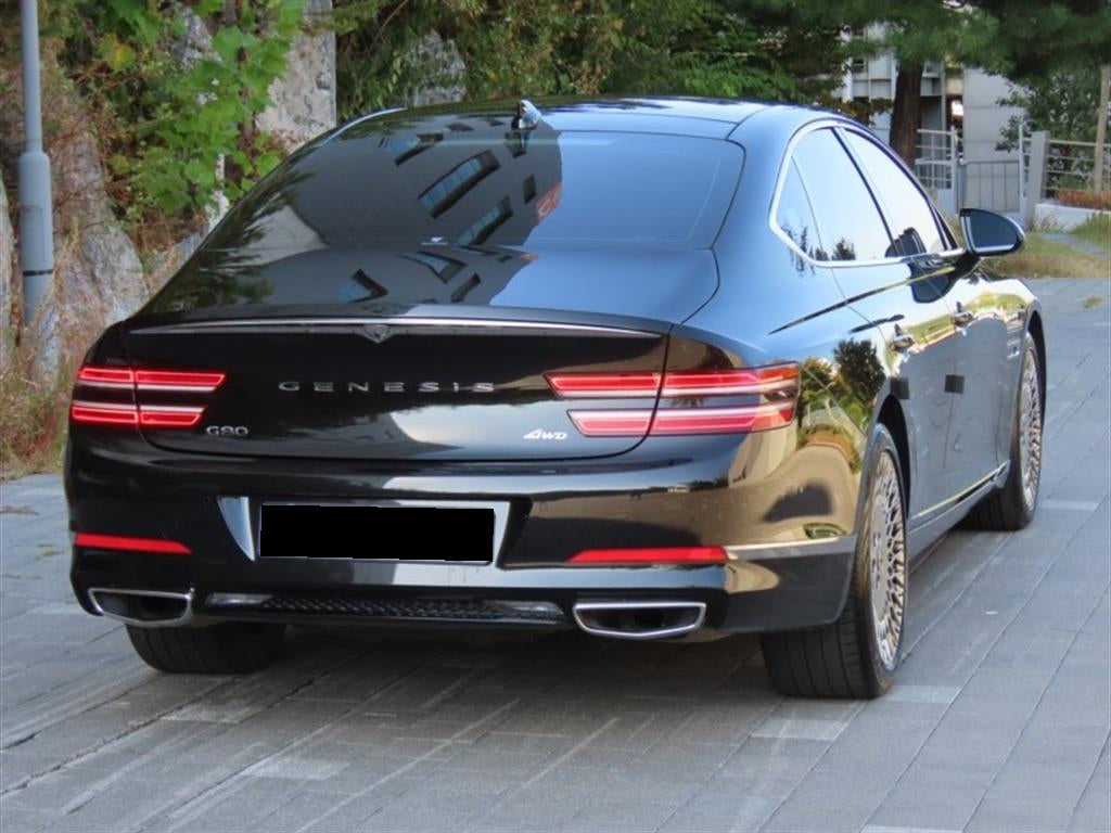 Genesis G80 — photo 03