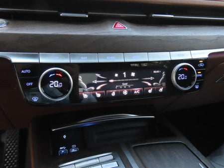 Genesis G80 — photo 07