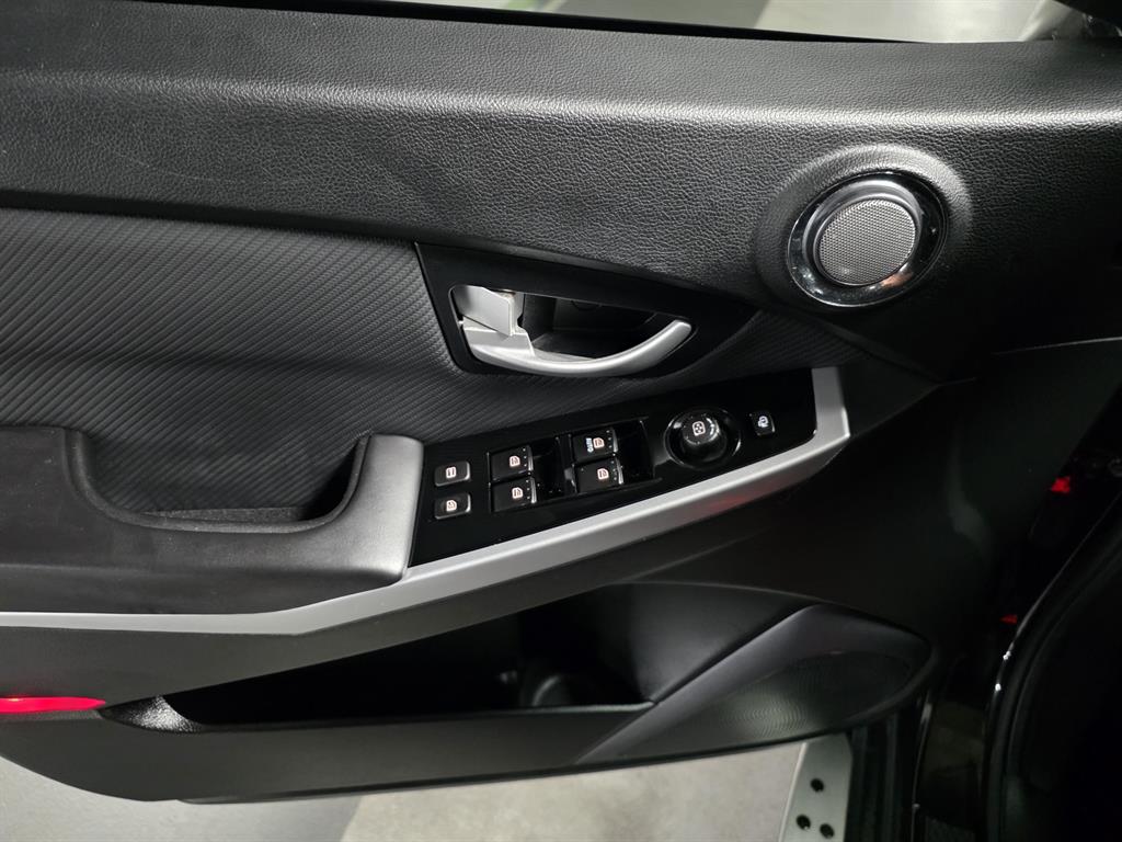 KGM KORANDO — photo 07