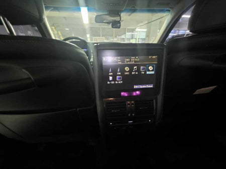 Lexus LS — photo 10