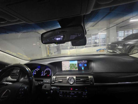 Lexus LS — photo 14