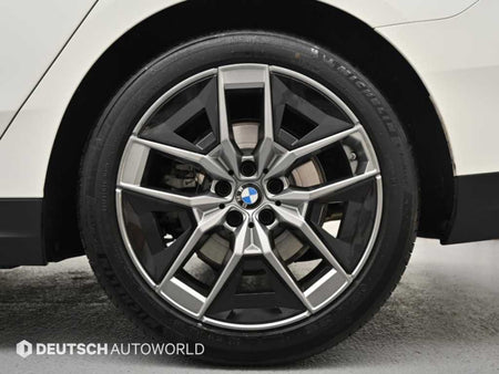 BMW 5-Series — photo 05