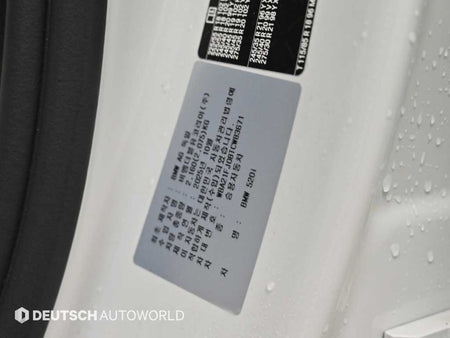 BMW 5-Series — photo 20
