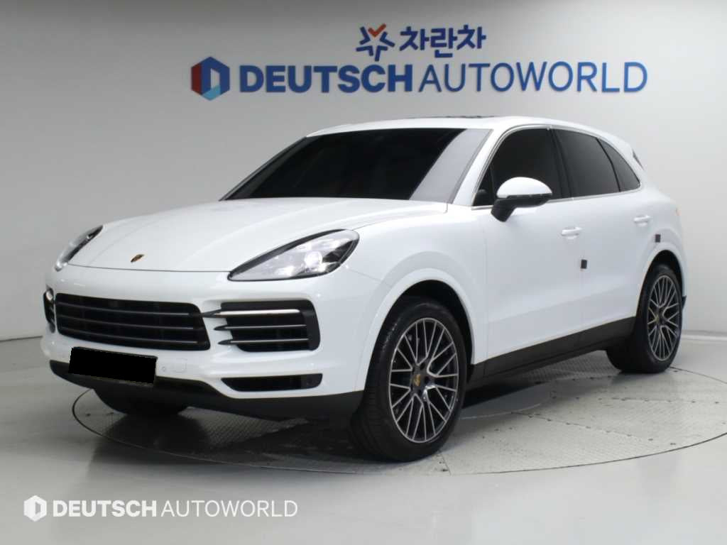Porsche Cayenne — photo 01