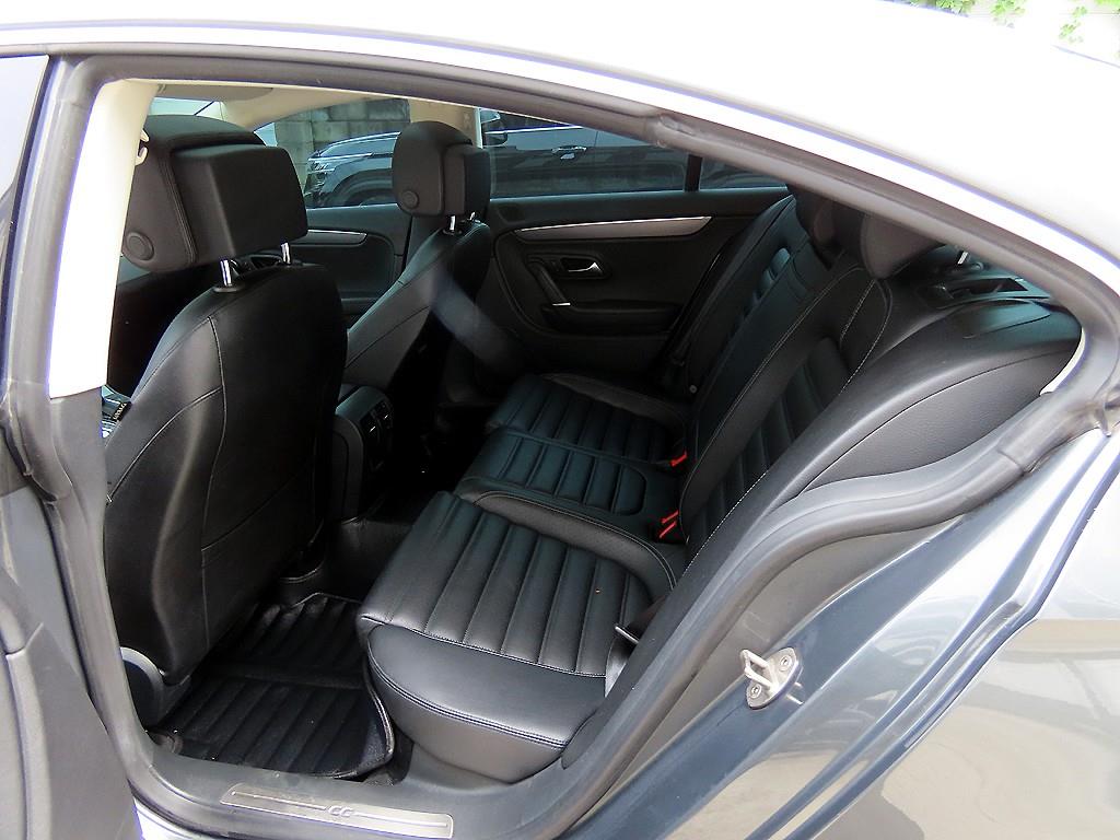 Volkswagen CC — photo 06
