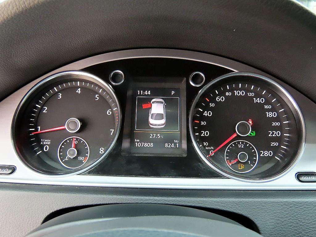 Volkswagen CC — photo 09