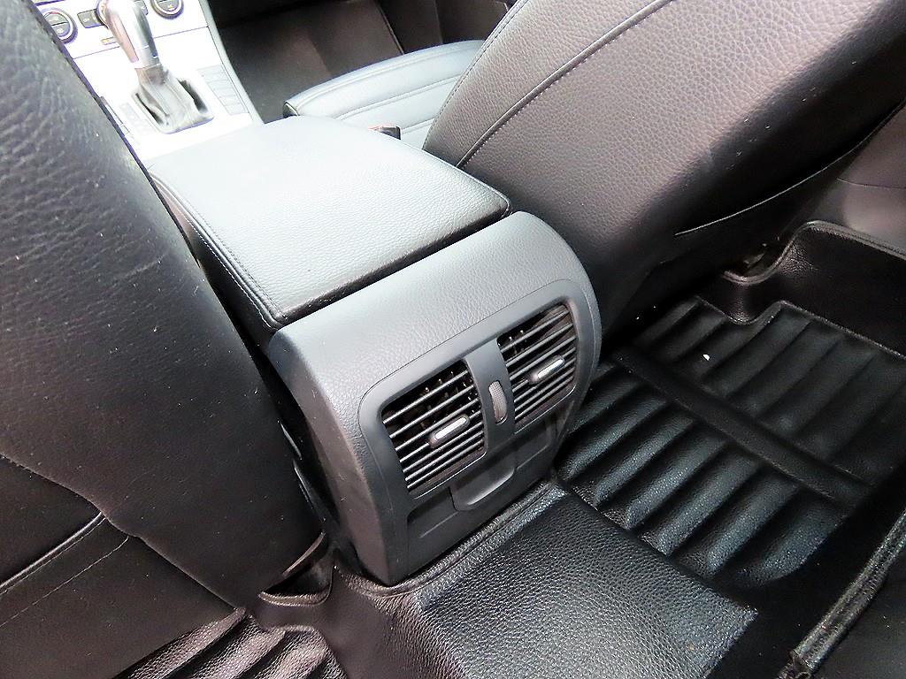 Volkswagen CC — photo 16