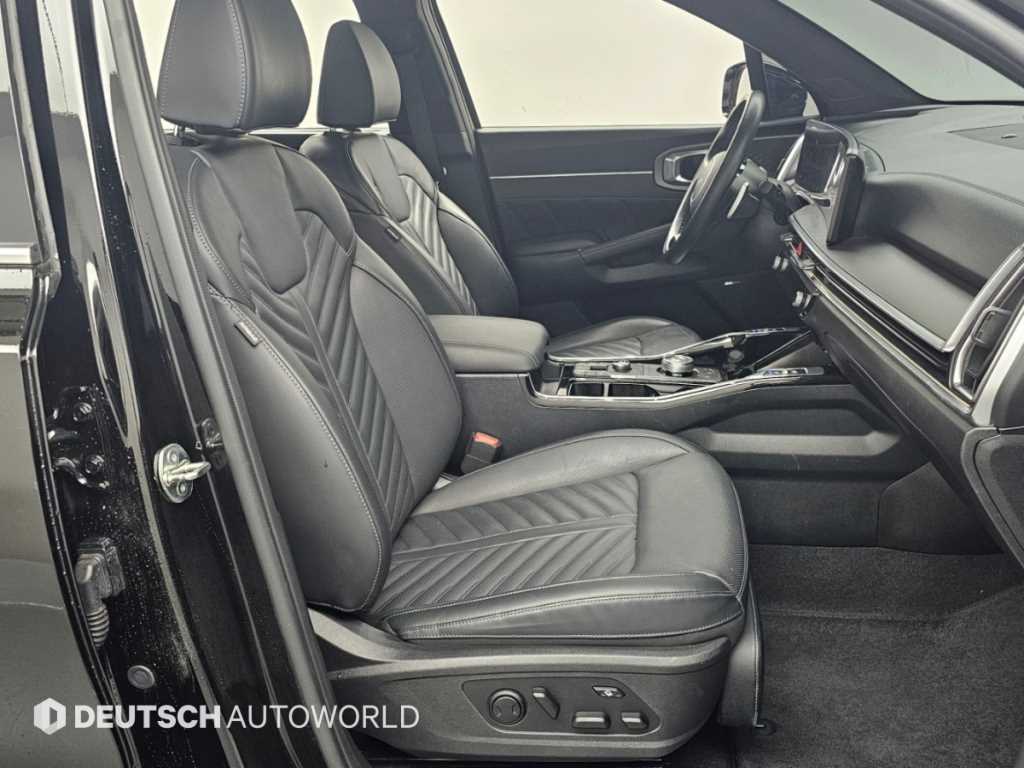 Kia Sorento — photo 10