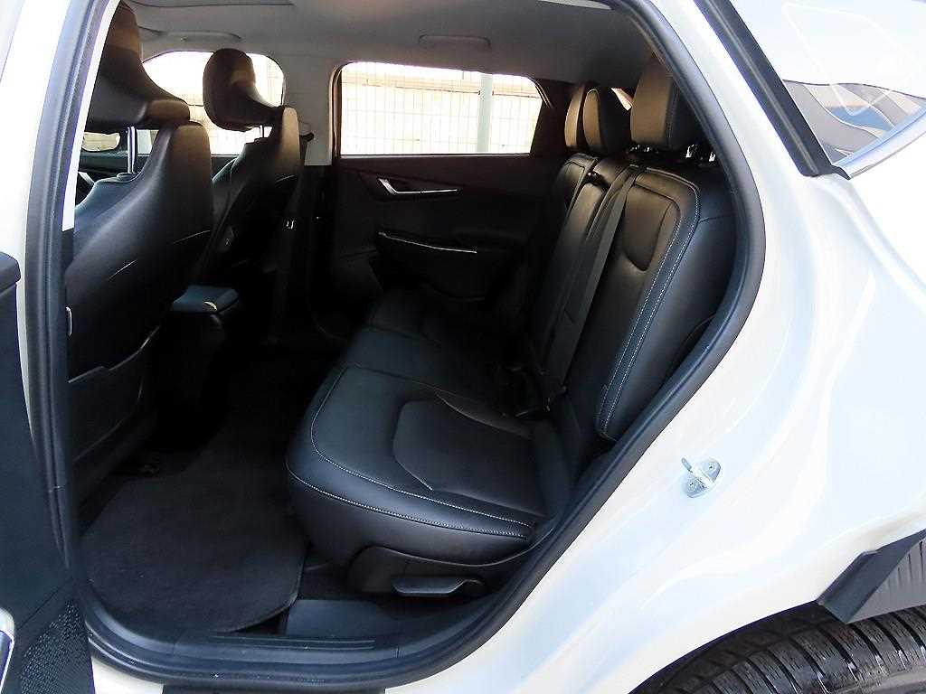Kia EV6 — photo 06
