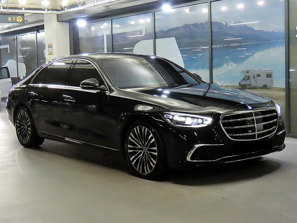 Mercedes-Benz S-Class — photo 01